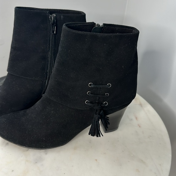 Ditto by VANEli Suede Ankle Boots With Tassle - Picture 2 of 9